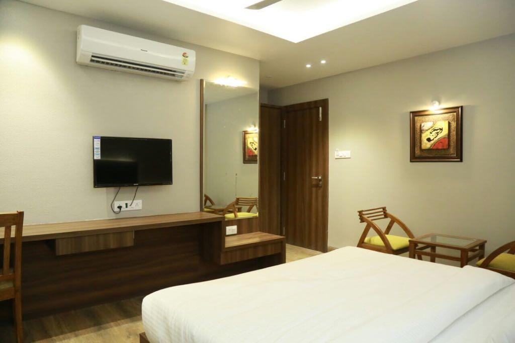 Hotel City Crown Mandsaur Eksteriør billede