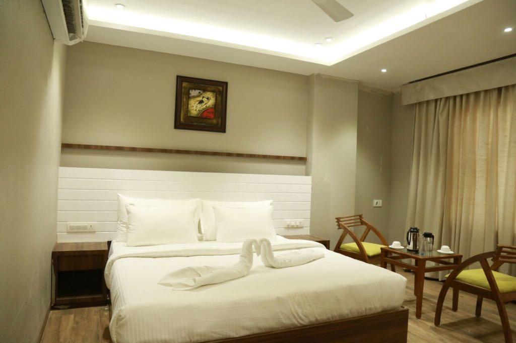 Hotel City Crown Mandsaur Eksteriør billede